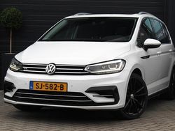 Wit Gebruikt 2018 VW Touran Highline MPV | € 24.495 (Iets duurder)