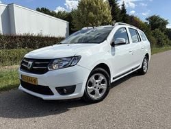 Wit Gebruikt 2015 Dacia Logan MCV Prestige MPV | € 4.450 (Eerlijke prijs)