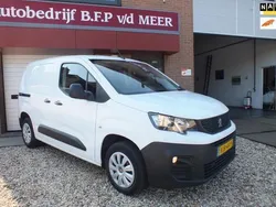 Wit Gebruikt 2021 Peugeot Partner Premium MPV | € 11.950 (Eerlijke prijs)