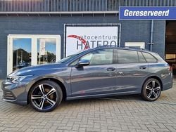 Grijs Gebruikt 2022 VW Golf VIII Business Stationwagen | € 27.490 (Eerlijke prijs)