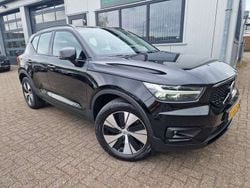 Zwart Gebruikt 2021 Volvo XC40 R-Design SUV | € 33.725 (Eerlijke prijs)