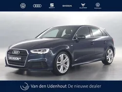 Blauw Gebruikt 2020 Audi A3 S-Line Hatchback | € 20.450 (Goede deal)