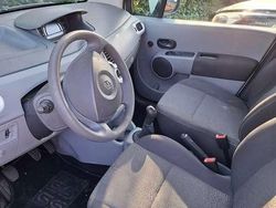 Wit Gebruikt 2011 Renault Modus Authentique MPV | € 2.500 (Eerlijke prijs)