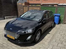 Zwart Gebruikt 2021 Ford Focus Stationwagen | € 13.450 (Goede deal)