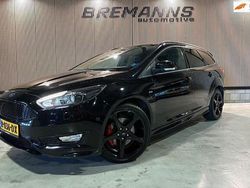 Zwart Gebruikt 2017 Ford Focus Titanium Stationwagen | € 12.950 (Iets duurder)