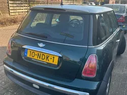 Groen Gebruikt 2003 Mini Cooper Hatchback | € 1.900