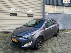 Grijs Gebruikt 2014 Hyundai i20 Comfort Hatchback | € 6.295 (Eerlijke prijs)