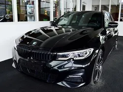 Zwart Gebruikt 2021 BMW 330 Shadowline Stationwagen | € 34.900 (Eerlijke prijs)