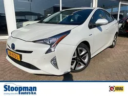 Wit Gebruikt 2016 Toyota Prius Hatchback | € 17.750 (Eerlijke prijs)