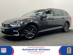 Grijs Gebruikt 2021 VW Passat Business Stationwagen | € 23.445 (Goede deal)