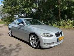 Grijs Gebruikt 2006 BMW 335 Executive Coupé | € 9.850 (Eerlijke prijs)