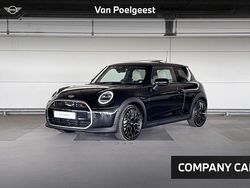 Midnight black ii Nieuw 2025 Mini Cooper S Favoured Hatchback | € 44.200 (Eerlijke prijs)