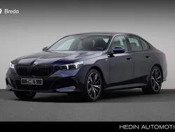 Blauw Gebruikt 2025 BMW 520 M Sport Sedan | € 74.880