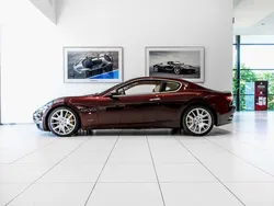Rood, metallic lak Gebruikt 2010 Maserati Granturismo Coupé | € 69.950