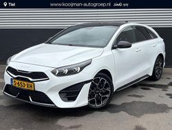 Deluxe white m Gebruikt 2023 Kia ProCeed GT-Line Hatchback | € 25.900 (Eerlijke prijs)