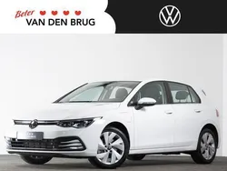 Wit Gebruikt 2022 VW Golf VIII Style Hatchback | € 27.490 (Goede deal)