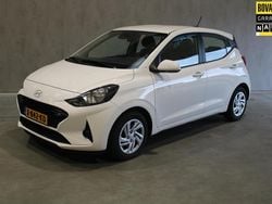 Wit Gebruikt 2024 Hyundai i10 Comfort Hatchback | € 14.795 (Eerlijke prijs)