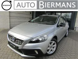Grijs Gebruikt 2014 Volvo V40 CC Momentum Stationwagen | € 14.890 (Eerlijke prijs)