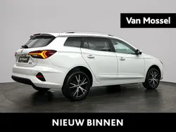 Wit Nieuw 2025 MG MG5 EV Luxury Stationwagen | € 42.150