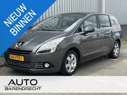 Zwart Gebruikt 2011 Peugeot 5008 MPV | € 3.445 (Goede deal)