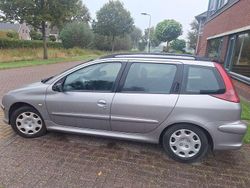 Grijs Gebruikt 2005 Peugeot 206 Stationwagen | € 290 (Super prijs)