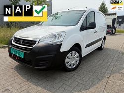 Wit Gebruikt 2016 Peugeot Partner Van | € 3.750 (Goede deal)