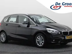 Zwart Gebruikt 2017 BMW 218 Executive Stationwagen | € 16.950 (Goede deal)
