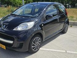 Zwart Gebruikt 2009 Peugeot 107 Hatchback | € 2.499 (Duur)