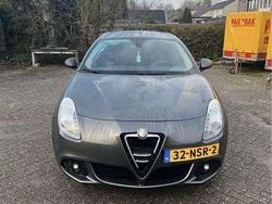 Grijs Gebruikt 2010 Alfa Romeo Giulietta Distinctive Hatchback | € 3.500 (Super prijs)