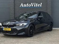 Zwart Gebruikt 2023 BMW 318 M Sport Stationwagen | € 40.945 (Duur)