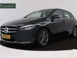 Zwart, metallic lak Gebruikt 2020 Mercedes B160 Advantage MPV | € 18.945 (Eerlijke prijs)
