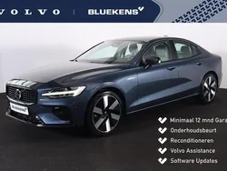 Blauw Gebruikt 2023 Volvo S60 Plus Sedan | € 35.900 (Super prijs)
