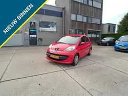 Rood Gebruikt 2008 Peugeot 107 Hatchback | € 850 (Goede deal)