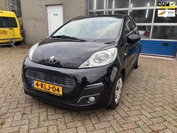 Zwart Gebruikt 2013 Peugeot 107 Active Hatchback | € 3.399 (Goede deal)