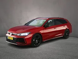 Rood Gebruikt 2024 VW Passat Business Stationwagen | € 45.900