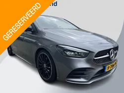 Grijs Gebruikt 2020 Mercedes B220 Premium Plus MPV | € 25.400 (Goede deal)