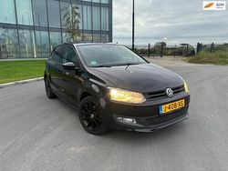 Zwart Gebruikt 2011 VW Polo Comfortline Hatchback | € 3.695 (Goede deal)