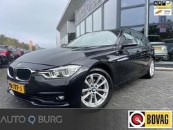 Zwart Gebruikt 2017 BMW 318 Executive Stationwagen | € 16.950 (Goede deal)