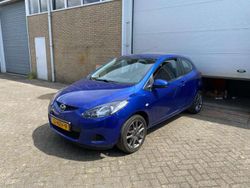 Blauw Gebruikt 2009 Mazda 2 Touring Hatchback | € 2.250 (Eerlijke prijs)