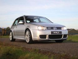 Zilver Gebruikt 2002 VW Golf IV R Hatchback | € 44.900