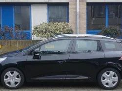 Zwart Gebruikt 2015 Renault Clio GrandTour Expression Stationwagen | € 4.950 (Eerlijke prijs)