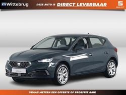 Blauw Nieuw 2025 Seat Leon Style Hatchback | € 24.995 (Super prijs)