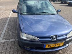 Blauw Gebruikt 1999 Peugeot 306 Hatchback | € 400