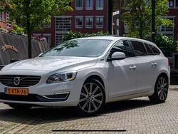Wit Gebruikt 2013 Volvo V60 Summum Stationwagen | € 9.950