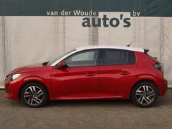 Rood Gebruikt 2019 Peugeot 208 Allure Hatchback | € 10.900 (Eerlijke prijs)