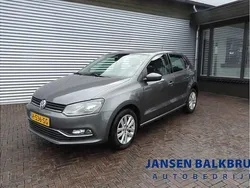 Grijs Gebruikt 2014 VW Polo Comfortline Hatchback | € 7.990 (Eerlijke prijs)