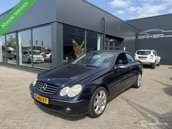 Blauw Gebruikt 2004 Mercedes 240 Avantgarde Cabriolet | € 4.950