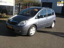 Blauw, metallic lak Gebruikt 2002 Toyota Corolla Verso Sol MPV | € 2.950 (Eerlijke prijs)