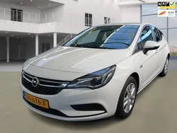 Wit Gebruikt 2019 Opel Astra Business Hatchback | € 4.495 (Super prijs)