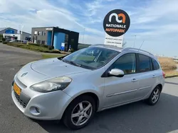 Grijs Gebruikt 2012 Renault Clio GrandTour Collection Stationwagen | € 1.899 (Goede deal)
